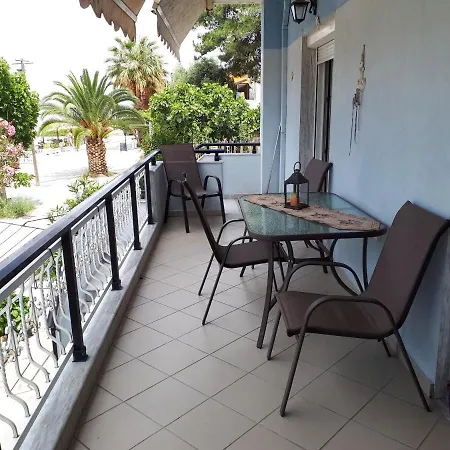 Popi 's * Skála Sotíros